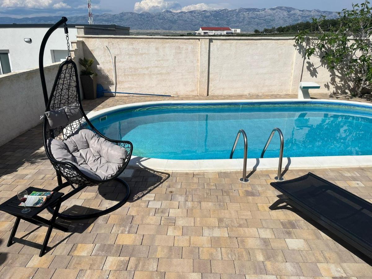 Apartman Matej With Pool Povljana Exterior foto